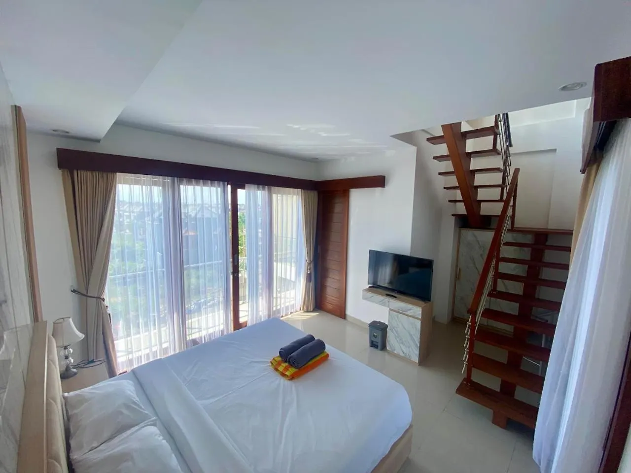 Songoku House Apartmen Pesanggaran 0*,
